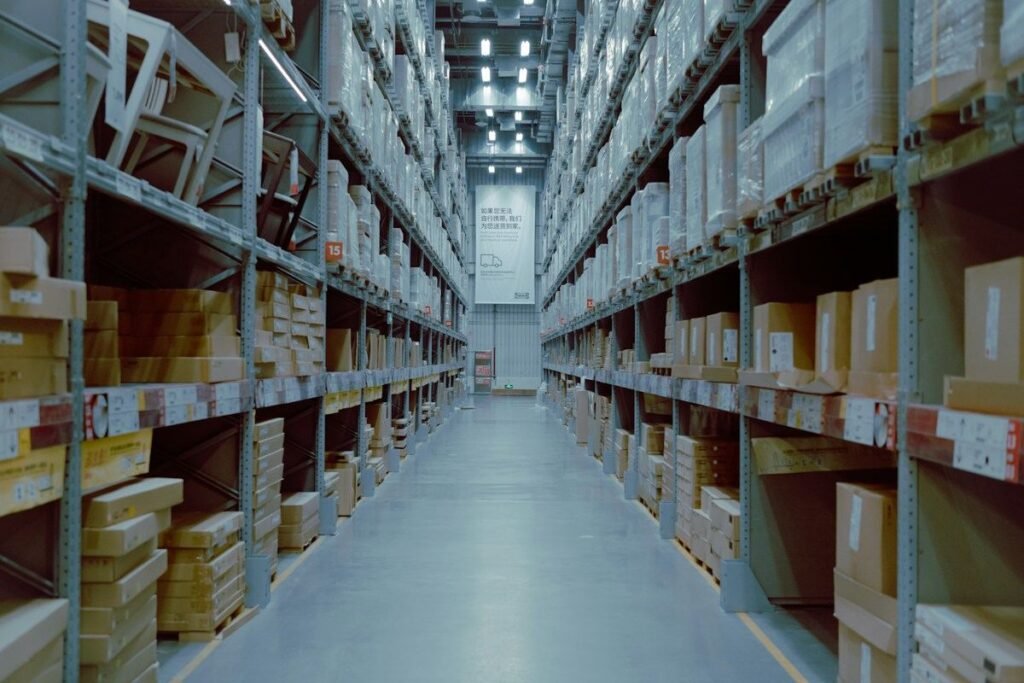 Lagerhalle eines Logistikunternehmens